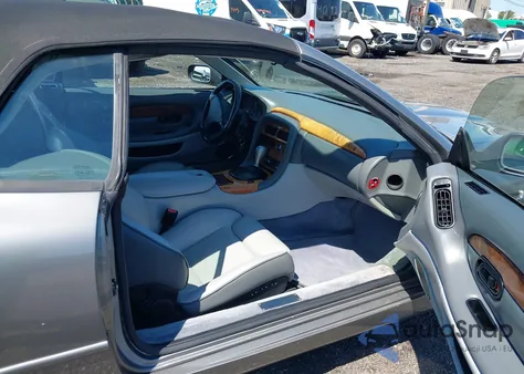 2001 Aston Martin Db7 Vantage z USA, uszkodzony, nr VIN SCFAB42301K401620